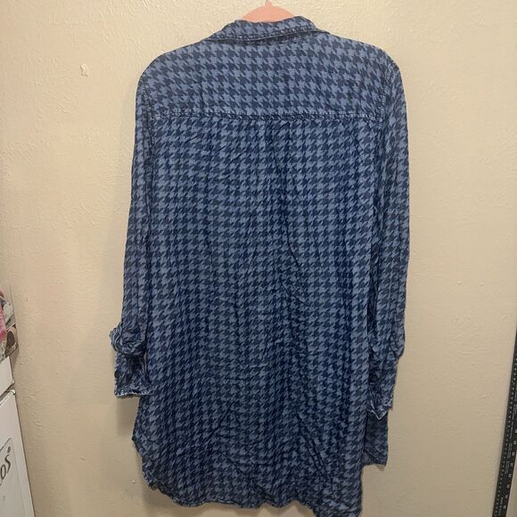 EST 1946 Women’s Button Down Blouse Large Blue Houndstooth Cotton Lightweight‎ - Picture 4 of 8